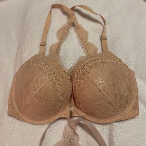 Set of 2 Victoria’s Secret padded bras. 36DD